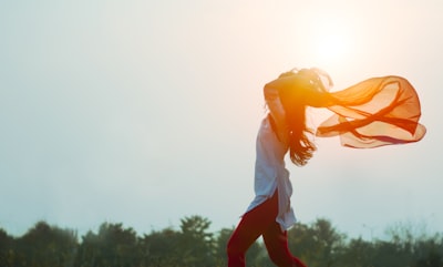 energetically — энергично