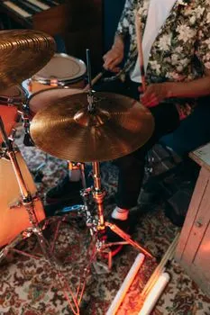Drumming — ударные