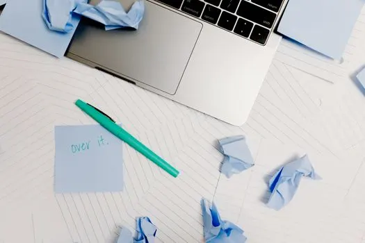 be overwhelmed by work — быть перегруженным работой