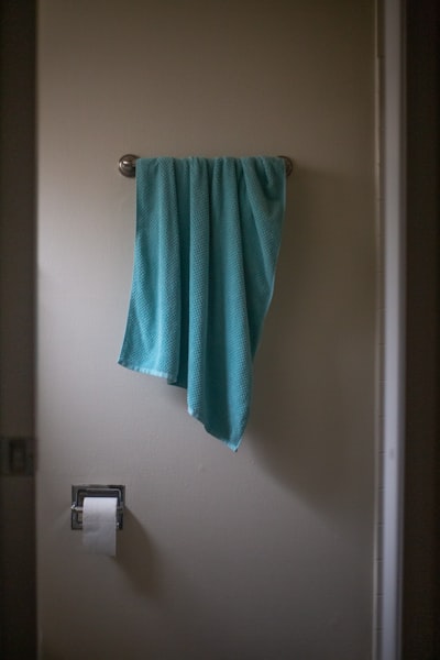 throw in the towel — сдаться