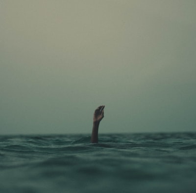 forlorn — несчастный