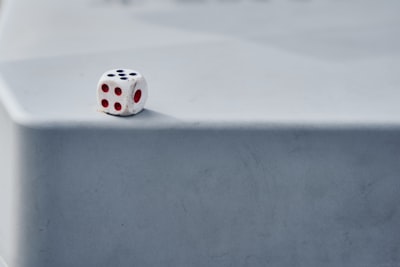 randomly — случайным образом