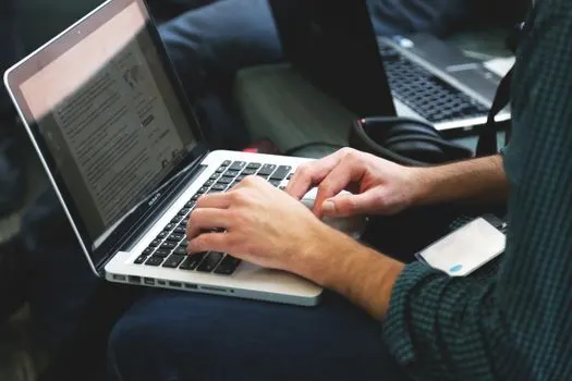 give the opportunity to work — дать возможность работать