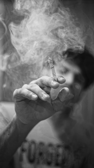 smoker — курильщик