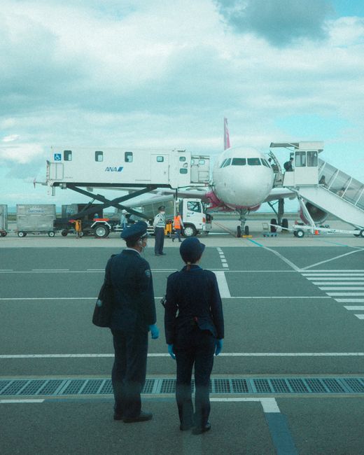boarding crew — персонал на посадке
