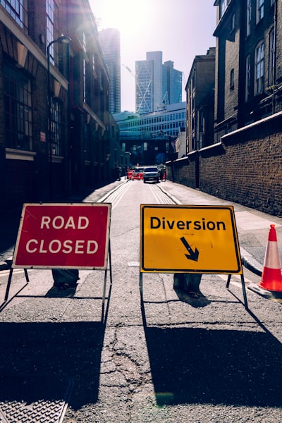 Diversions — отвлекающие манёвры