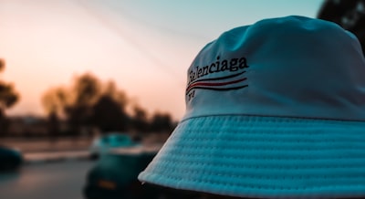 reconocer — узнавать