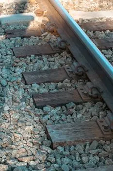 rail — рельс