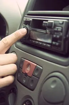 Horns in the car — Звуковые сигналы в машине