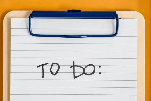 Run an errand — Сходить по поручению