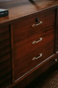 Dresser — Комод