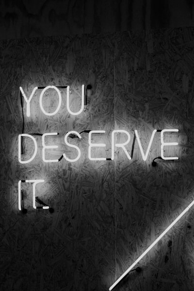 To deserve — заслуживать