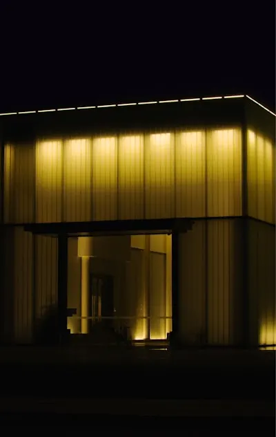 Pavillion — Павильон