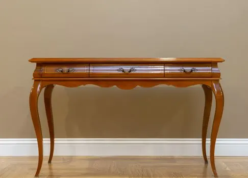 Tables — столы