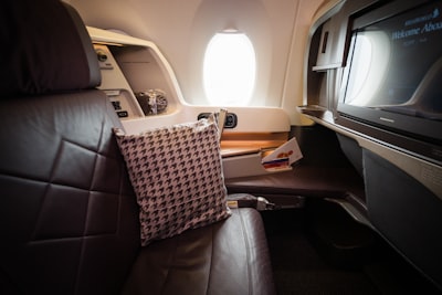 first class — первый класс