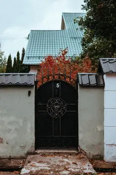 kapija — ворота