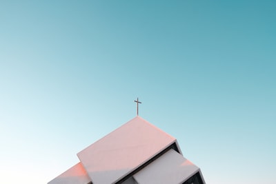 Kirche — церковь