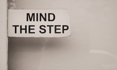 Misstep — оплошность
