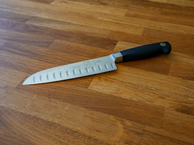Stabbing — поножовщина