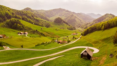 aldeia — деревня