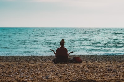 rester calme — оставаться спокойным