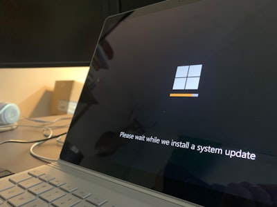 Updating — обновляя