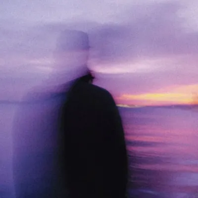 slowly fading — медленно угасая