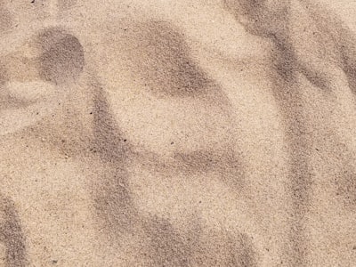 Sand — песок