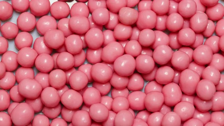 Bubble gum — жевательная резинка