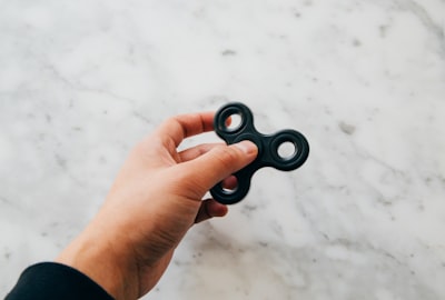 Fidget — ёрзать