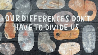 Halve the difference — сойтись на середине