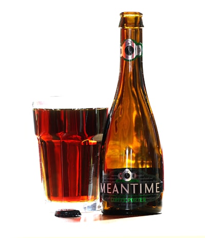 Meantime — тем временем
