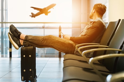 travel restrictions — ограничения на поездки