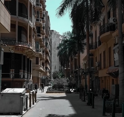 narrow down — сузить круг