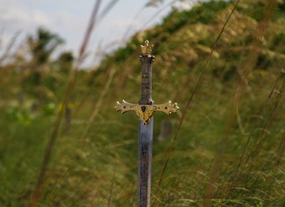 Espada mágica — волшебный меч