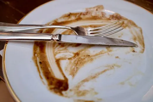 I finished eating already — Я уже доел.