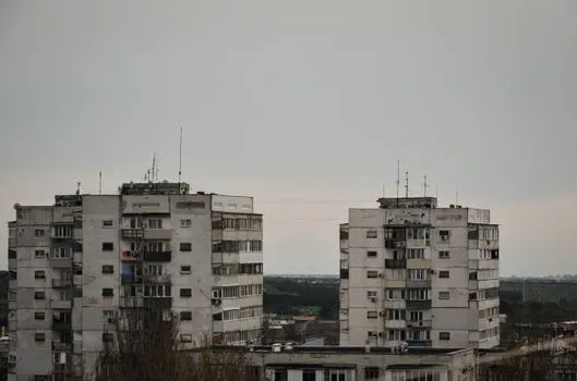 Nema dovoljno zelenila — зелени не хватает