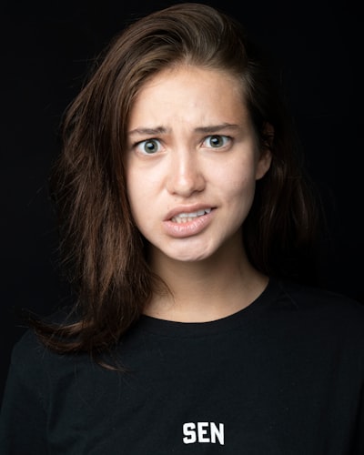 someone is baffled — кто-то сбит с толку