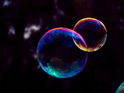 Overlap — перекрываться