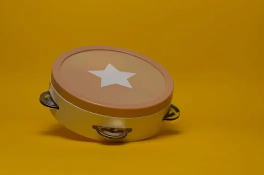 Tambourine — Бубен