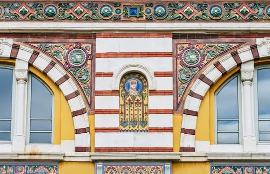 Ornate — Богато украшенный