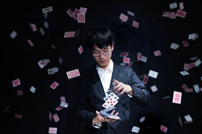 Magician — фокусник