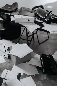messiness — Беспорядок
