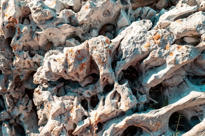 porous — пористый