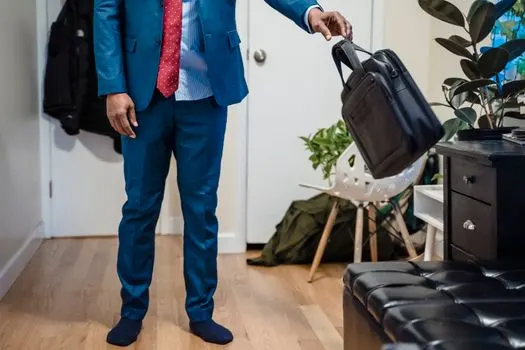 Ich komme gerade aus dem Büro — я только что из офиса