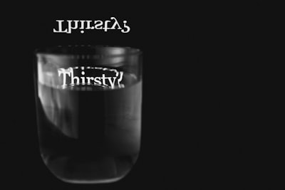 I'm thirsty — я хочу пить