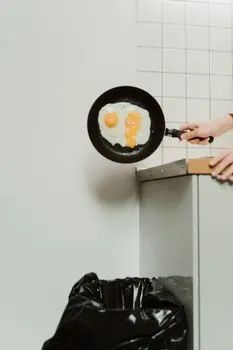 Toss out — Выбросить