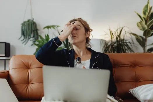 alcohol intoxication — алкогольное опьянение