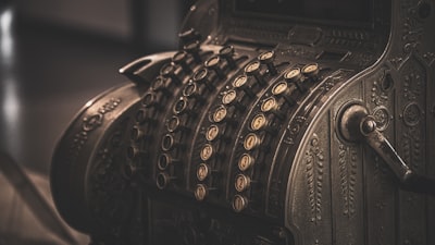 Register a company — зарегистрировать компанию