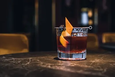 old-fashioned — старомодный